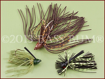 1/4 ounce 2/0 hook Weedless Football Tuff Jig with wire weed guard
